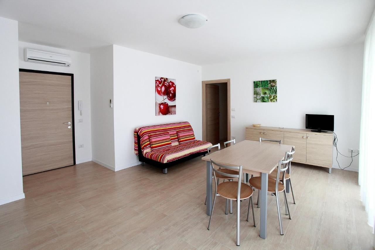 Residence Margherita Μπιμπιόνε Εξωτερικό φωτογραφία